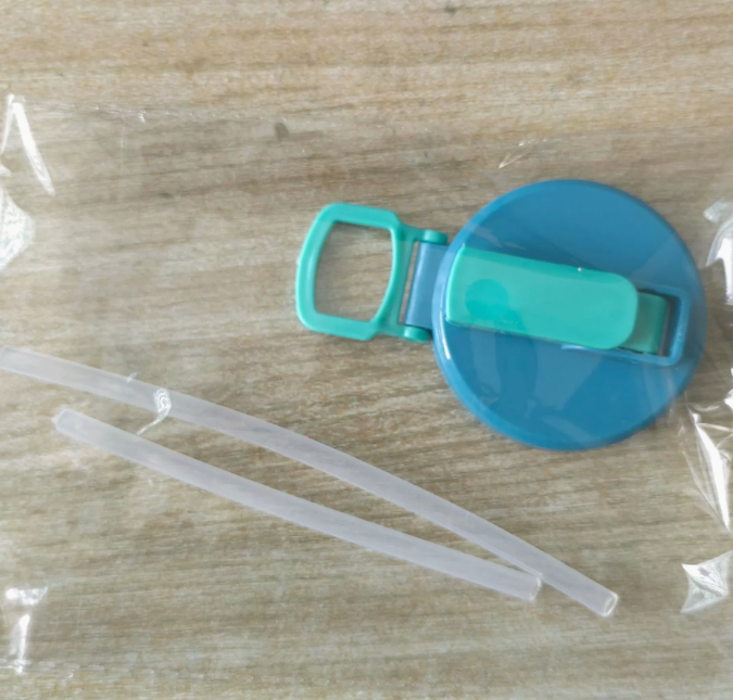 Foldable Straw Lid, Spill-Resistant Silicone Cup Cover