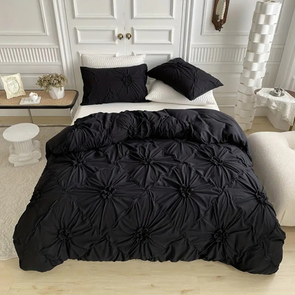 Stylish Quilts Bedding Set with Floral Touch