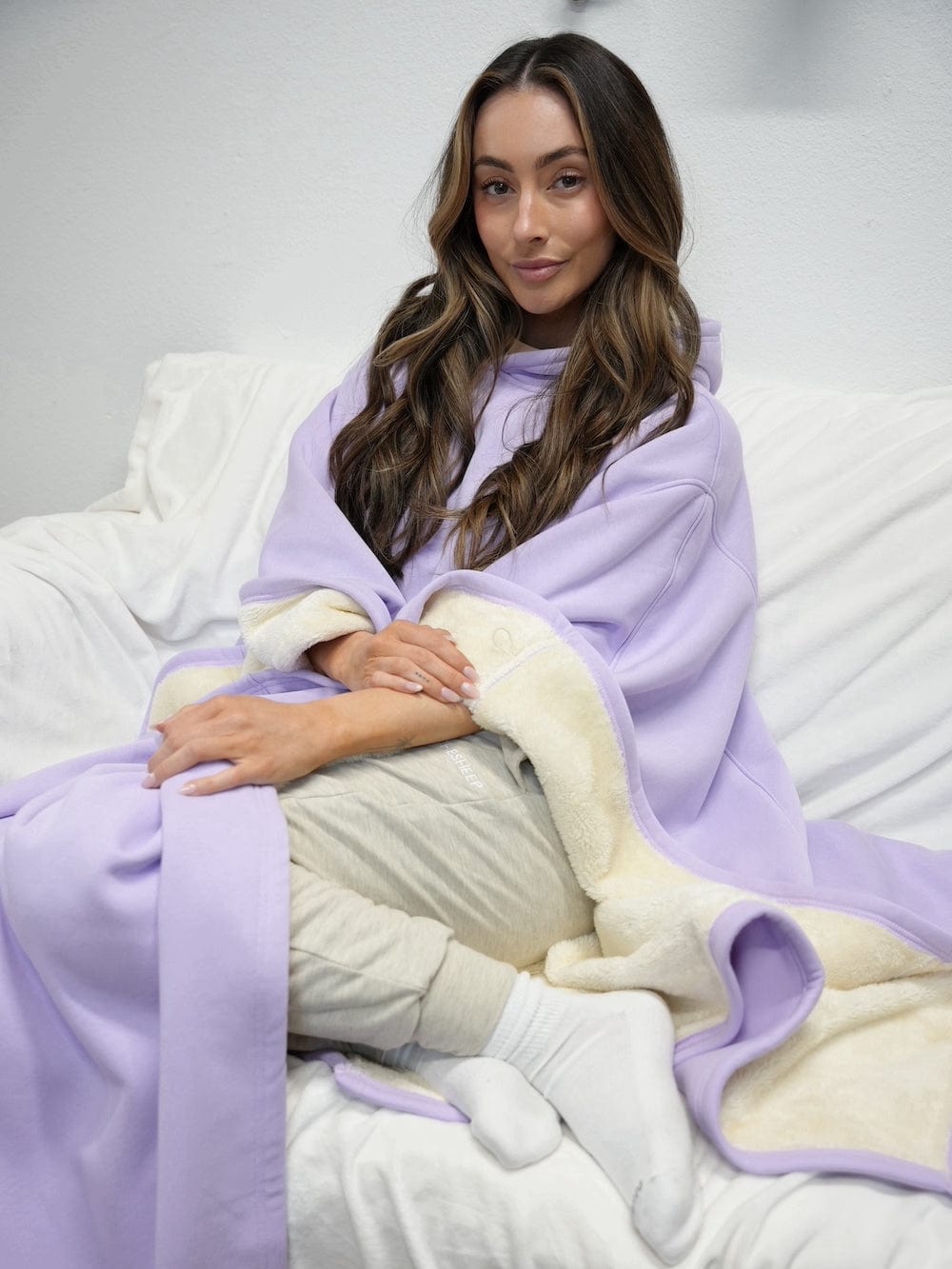 Weighted Cloak Hoodie – Sensory-Friendly Cotton Hoodie with Faux Fur Lining, Cozy Oversized Comfort