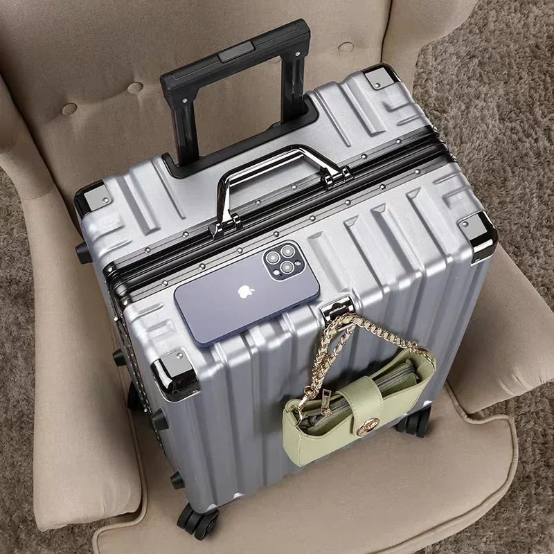 Hardshell Suitcase with Aluminum Frame – Vilnius