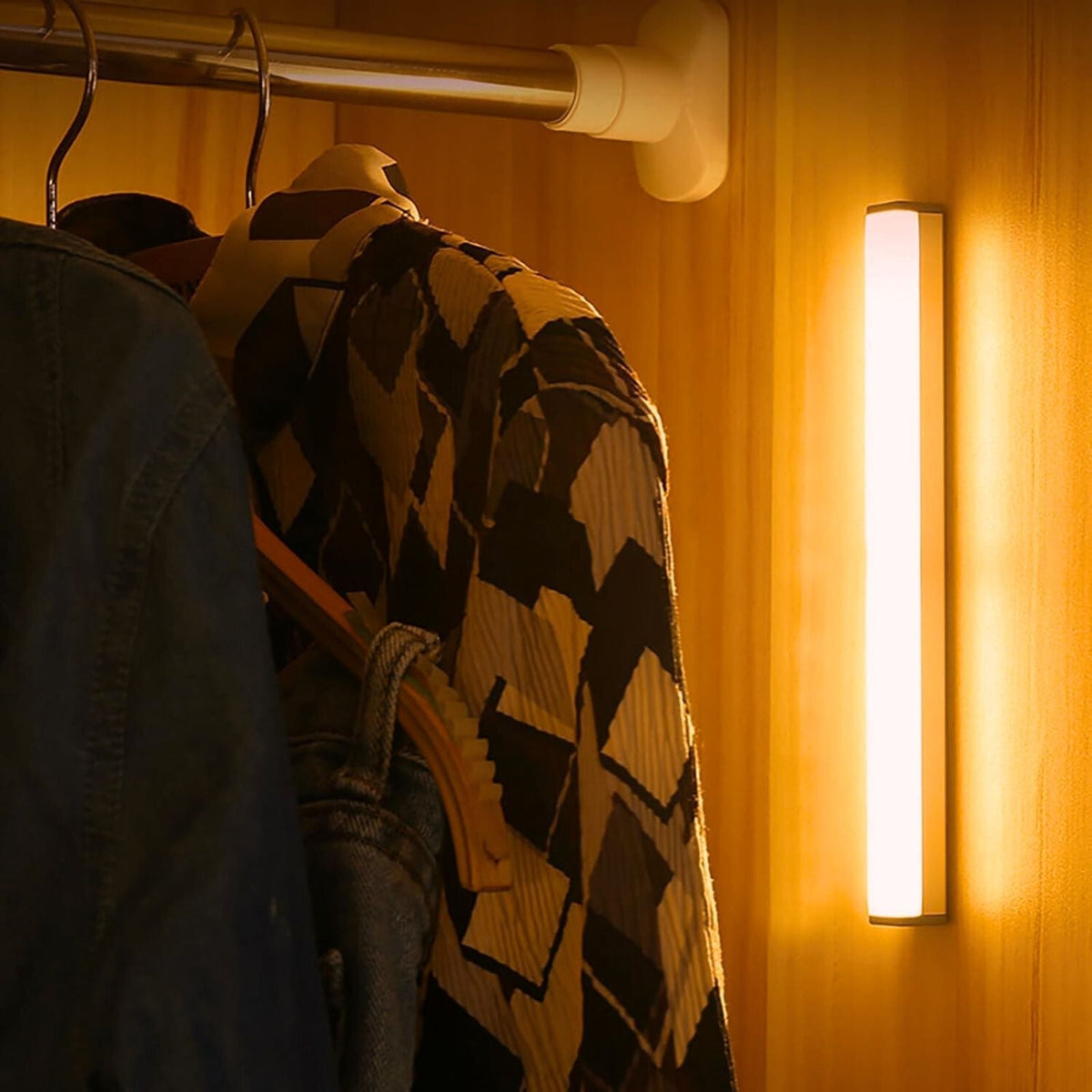 Motion-Activated LED Light – Plug-In Automatic Sensor Lamp